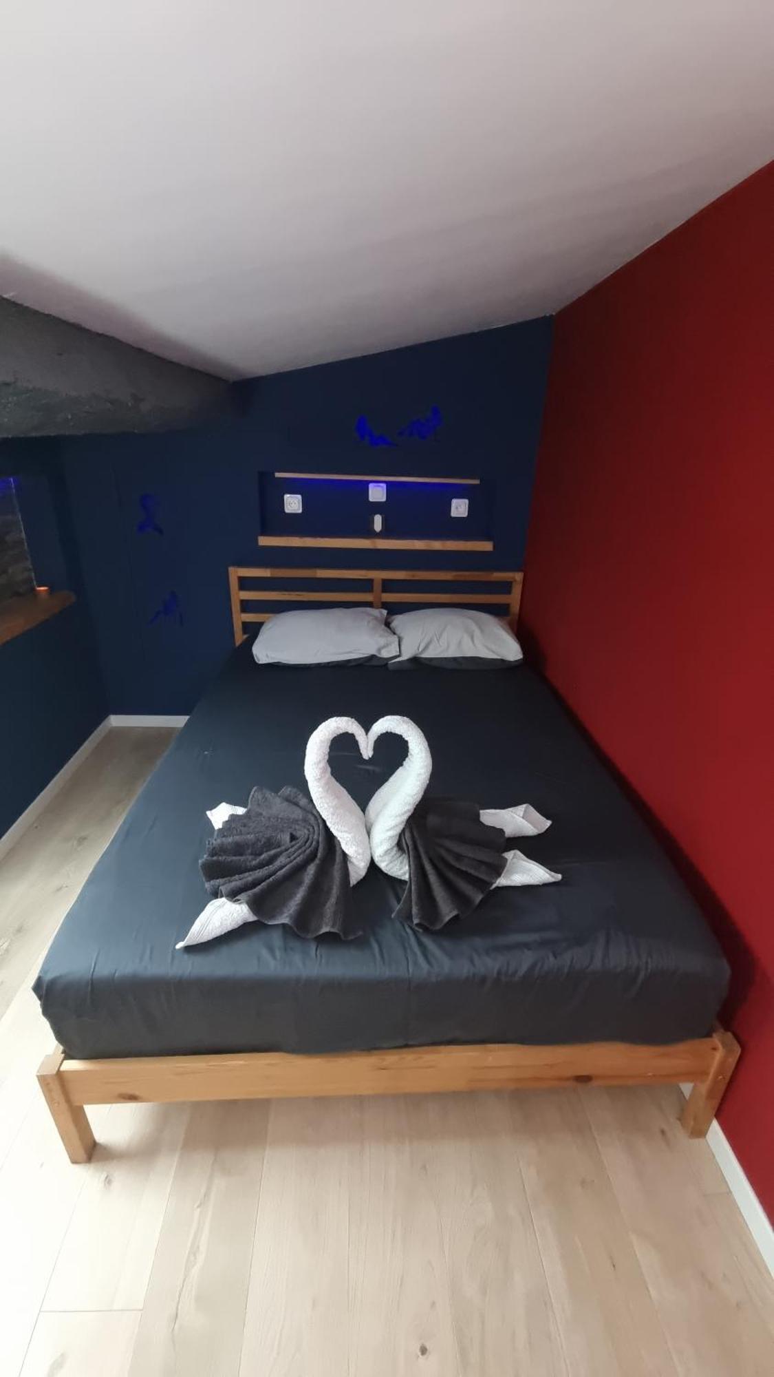 Appartement Romantique Climatise Belorizon - 30 Min De La Mer Pignans Buitenkant foto